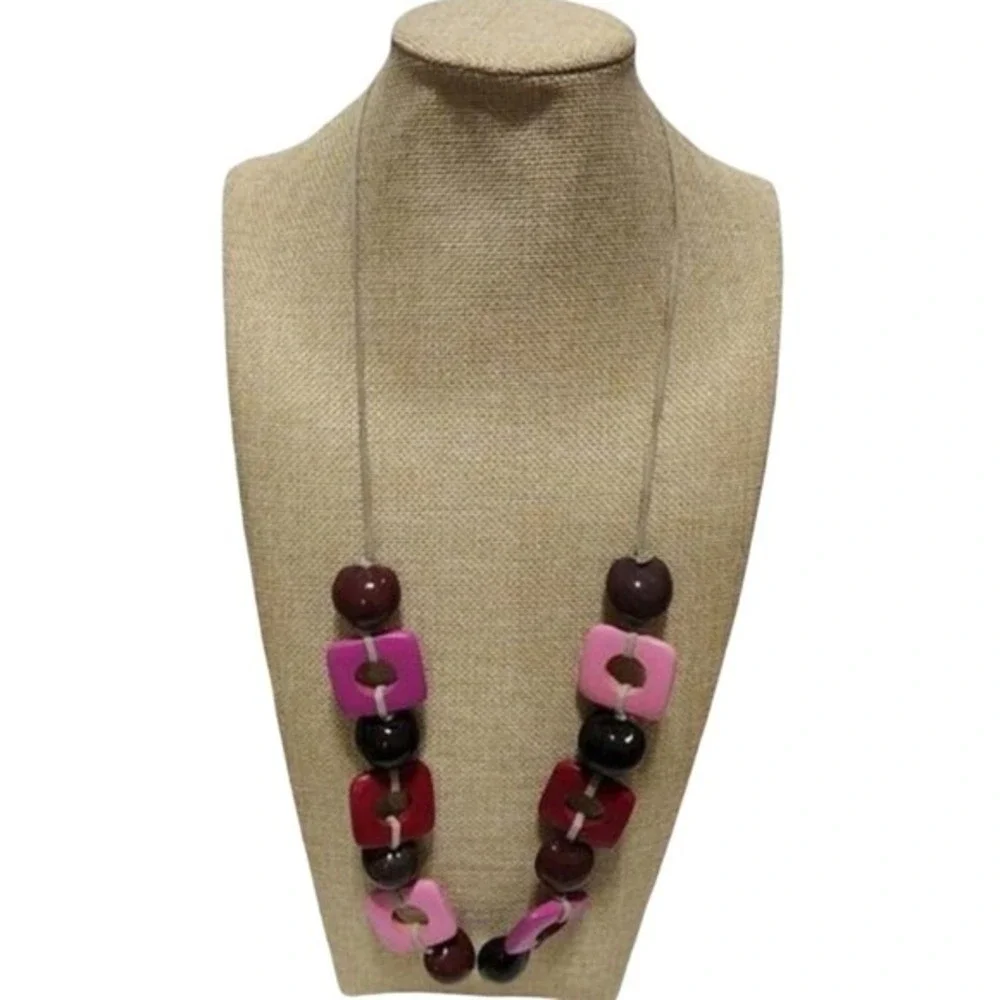 Aris by Treska Womens Chunky Wood Bead Necklace Pink Red‎ Brown Square Statement